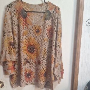Source Unknown Beige Crochet Sunflower Print Blouse